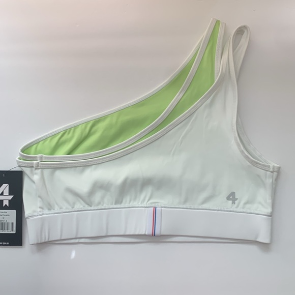 NWT fourlaps bundle of 2 med bras - Picture 2 of 5